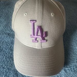 Gray and Lilac New Era LA Baseball Cap